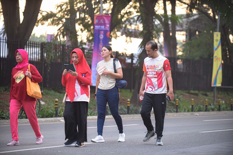 Race photo from NOTARACE 2025