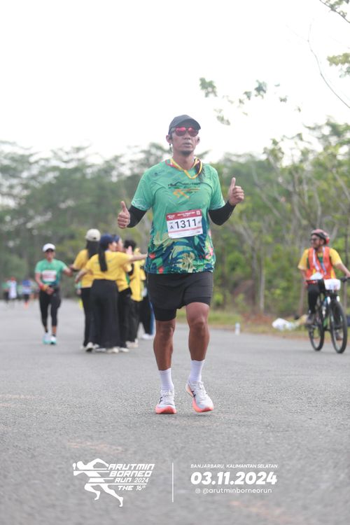 Race photo from Arutmin Borneo Run 2024