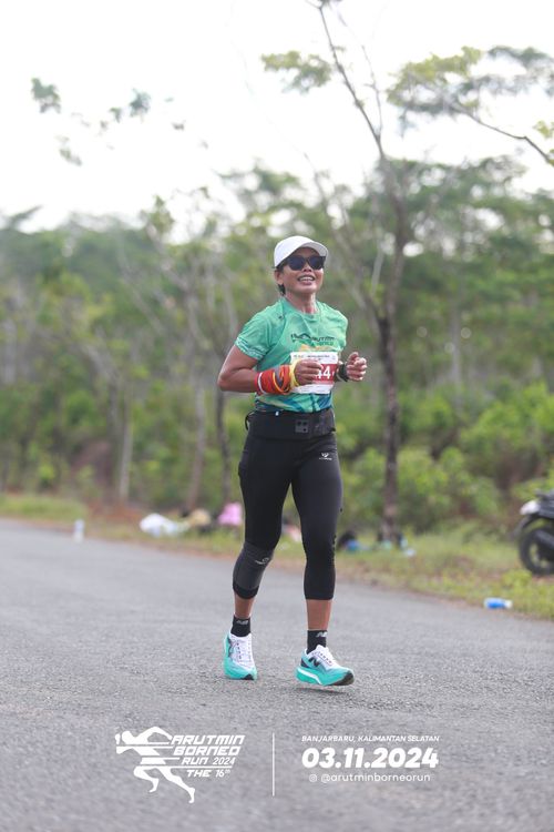 Race photo from Arutmin Borneo Run 2024