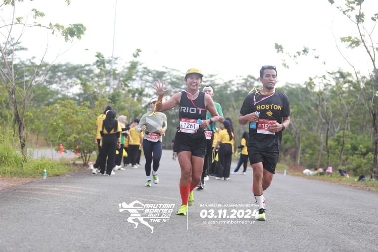 Race photo from Arutmin Borneo Run 2024