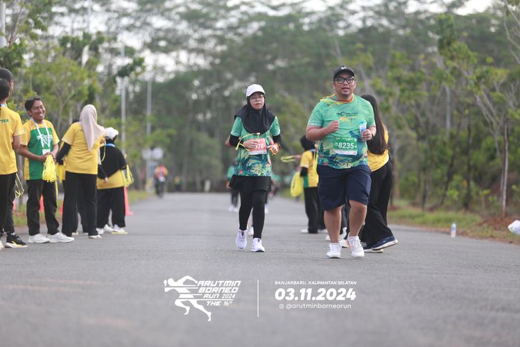 Race photo from Arutmin Borneo Run 2024