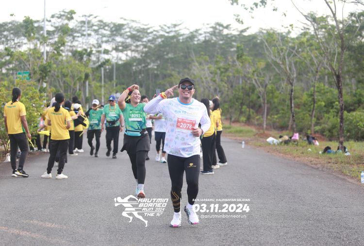 Race photo from Arutmin Borneo Run 2024