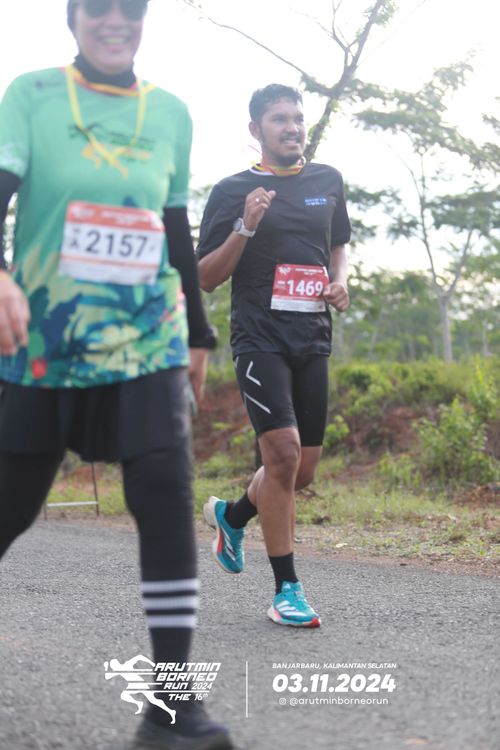Race photo from Arutmin Borneo Run 2024