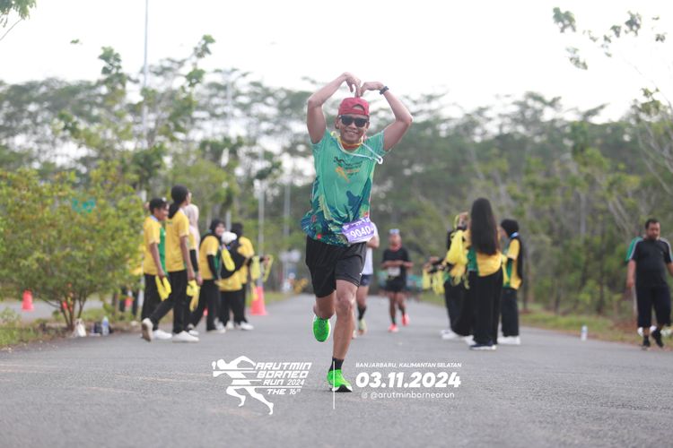 Race photo from Arutmin Borneo Run 2024