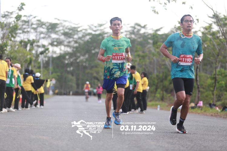 Race photo from Arutmin Borneo Run 2024