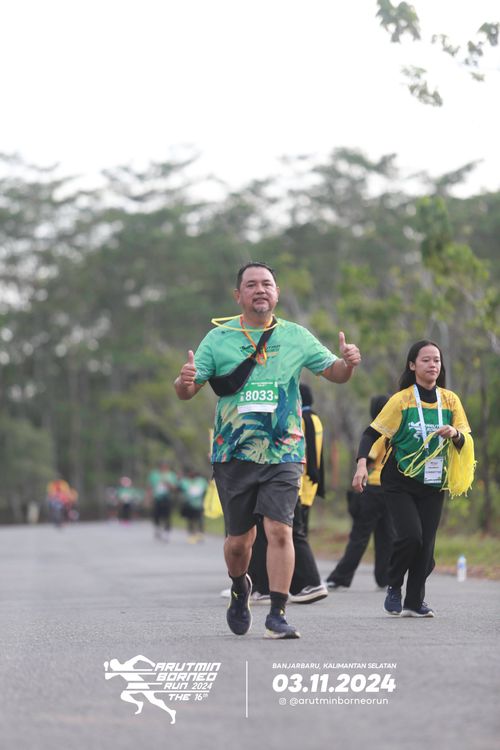 Race photo from Arutmin Borneo Run 2024