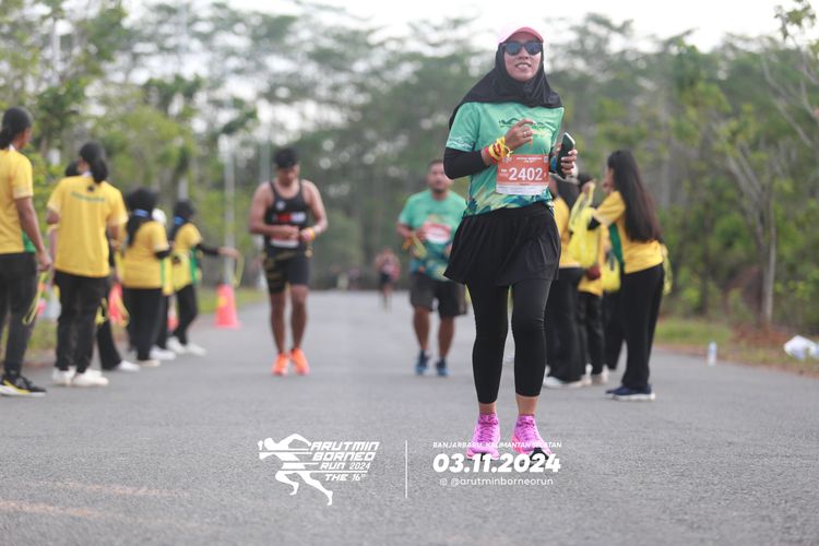 Race photo from Arutmin Borneo Run 2024