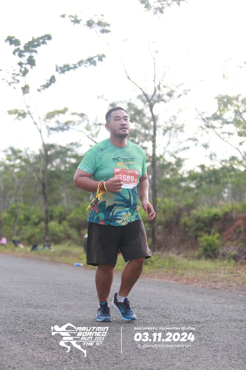 Race photo from Arutmin Borneo Run 2024