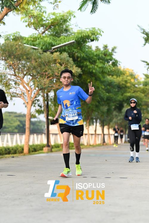 Race photo from ISOPLUS RUN 2025 - JAKARTA