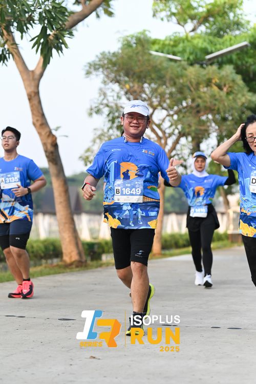 Race photo from ISOPLUS RUN 2025 - JAKARTA