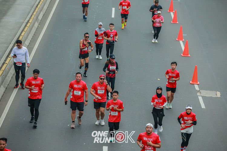Race photo from ONE RUN 10K 2025