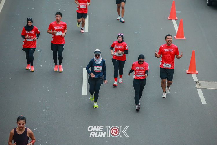 Race photo from ONE RUN 10K 2025