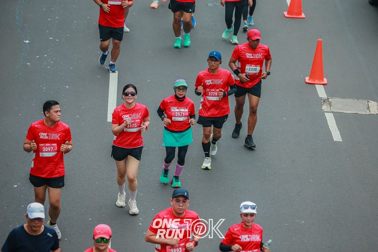 Race photo from ONE RUN 10K 2025