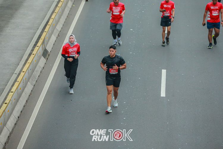 Race photo from ONE RUN 10K 2025