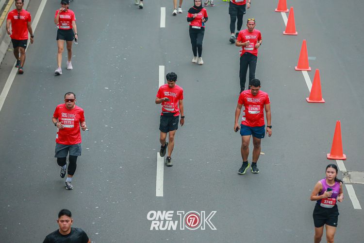 Race photo from ONE RUN 10K 2025