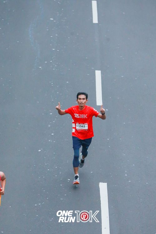 Race photo from ONE RUN 10K 2025