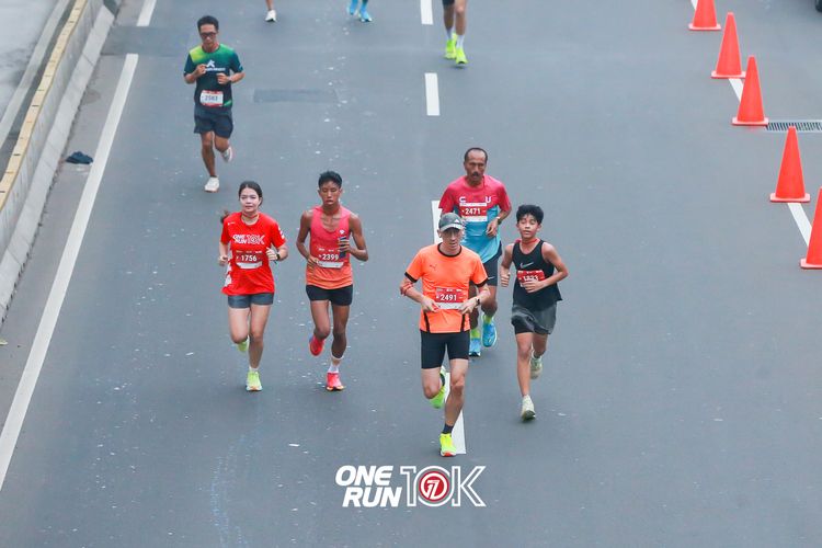 Race photo from ONE RUN 10K 2025