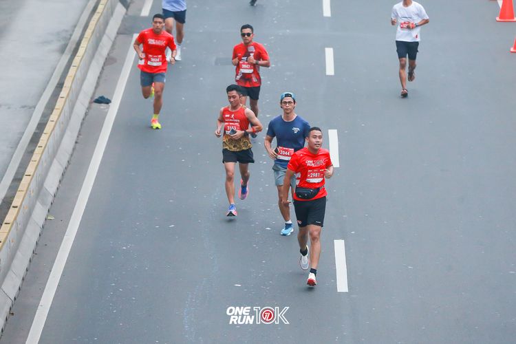 Race photo from ONE RUN 10K 2025