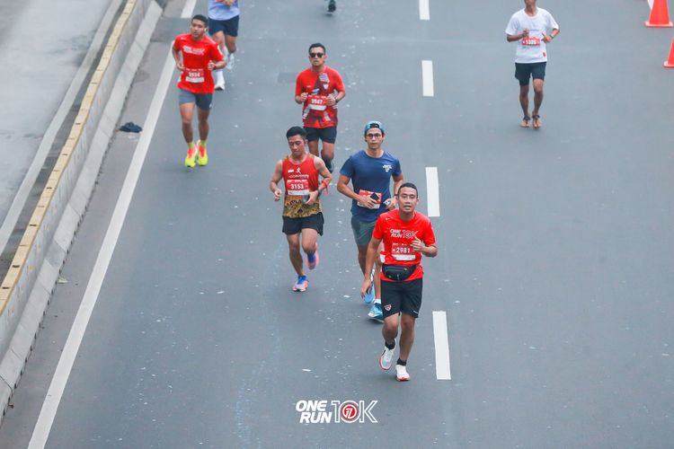 Race photo from ONE RUN 10K 2025