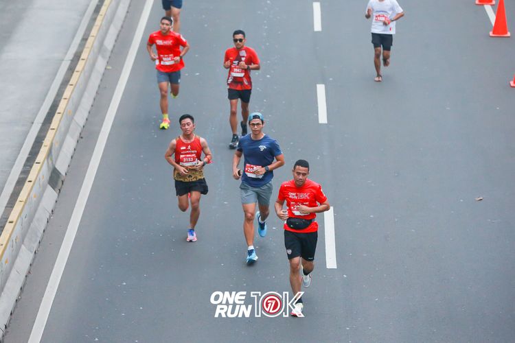 Race photo from ONE RUN 10K 2025