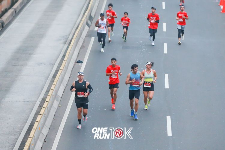 Race photo from ONE RUN 10K 2025