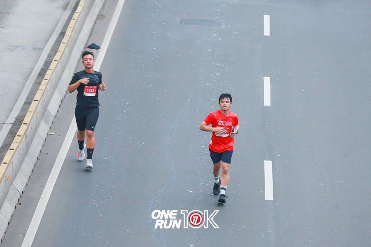 Race photo from ONE RUN 10K 2025