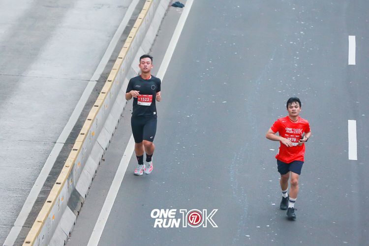 Race photo from ONE RUN 10K 2025