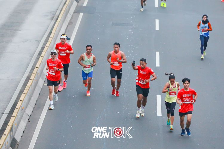 Race photo from ONE RUN 10K 2025
