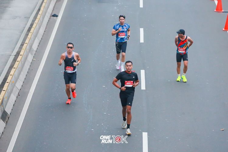 Race photo from ONE RUN 10K 2025