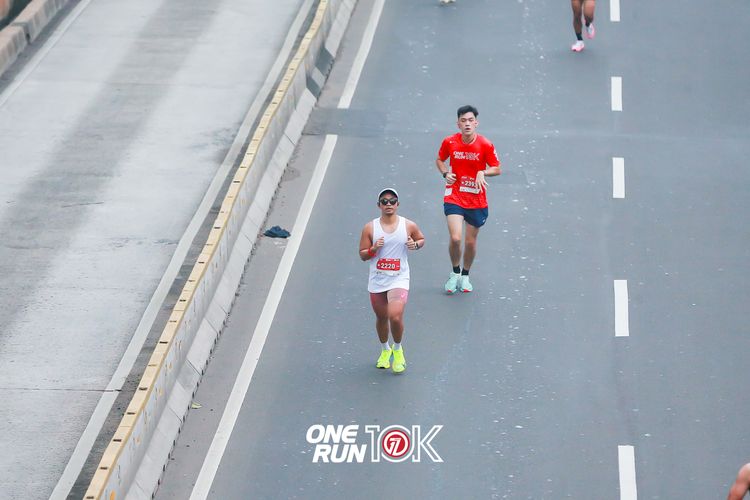 Race photo from ONE RUN 10K 2025