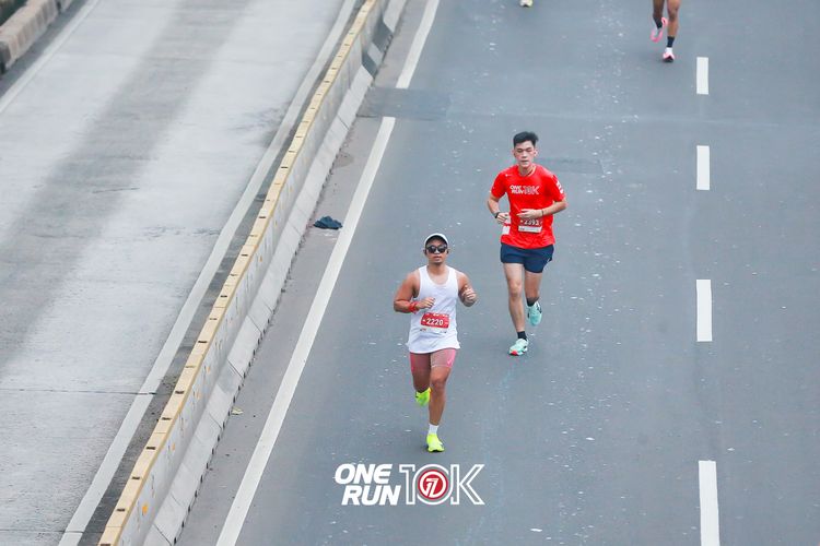 Race photo from ONE RUN 10K 2025