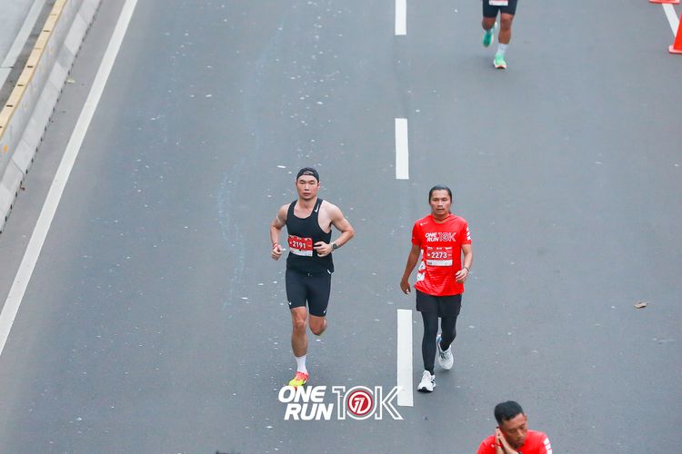 Race photo from ONE RUN 10K 2025