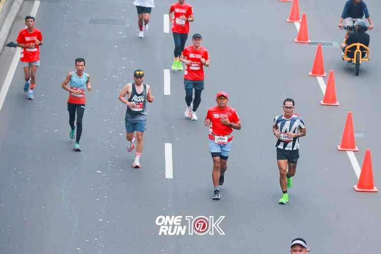 Race photo from ONE RUN 10K 2025