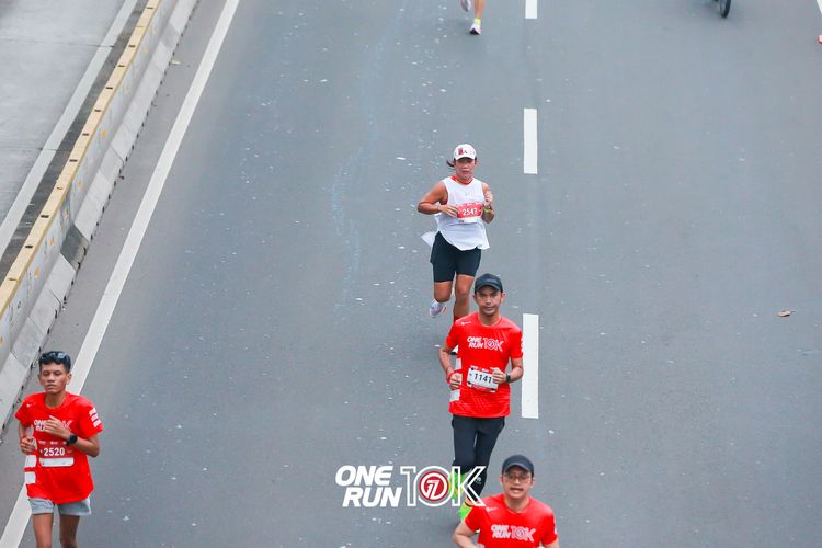 Race photo from ONE RUN 10K 2025