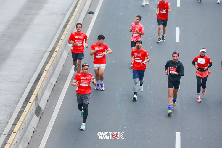 Race photo from ONE RUN 10K 2025