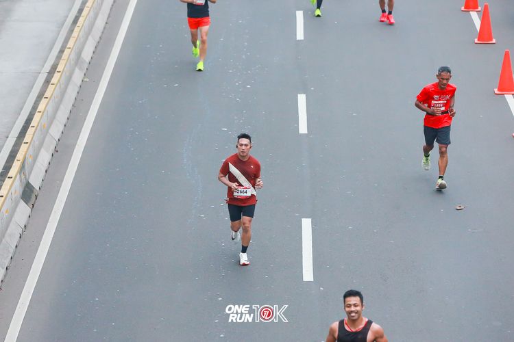 Race photo from ONE RUN 10K 2025