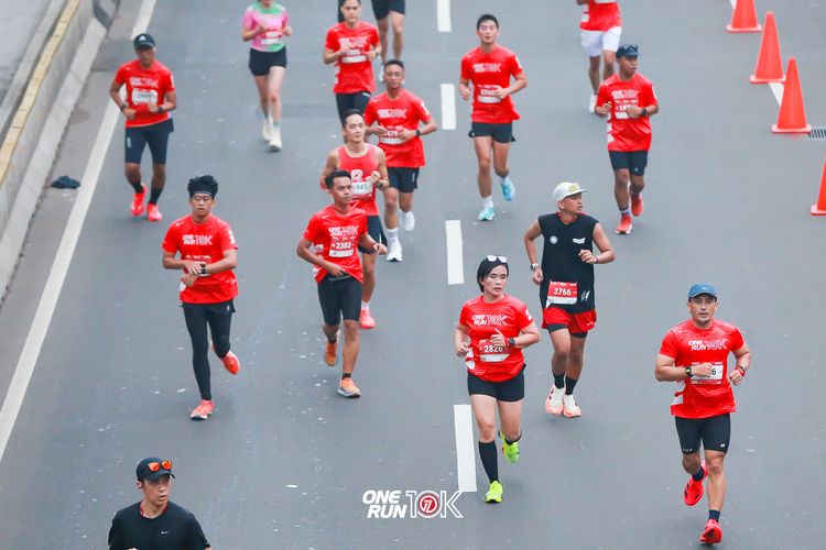 Race photo from ONE RUN 10K 2025