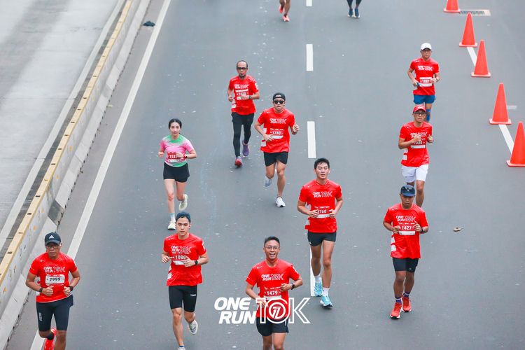 Race photo from ONE RUN 10K 2025