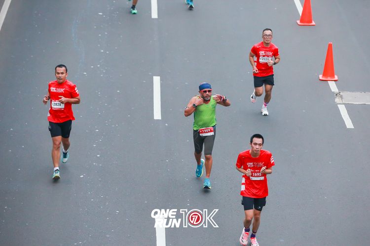 Race photo from ONE RUN 10K 2025