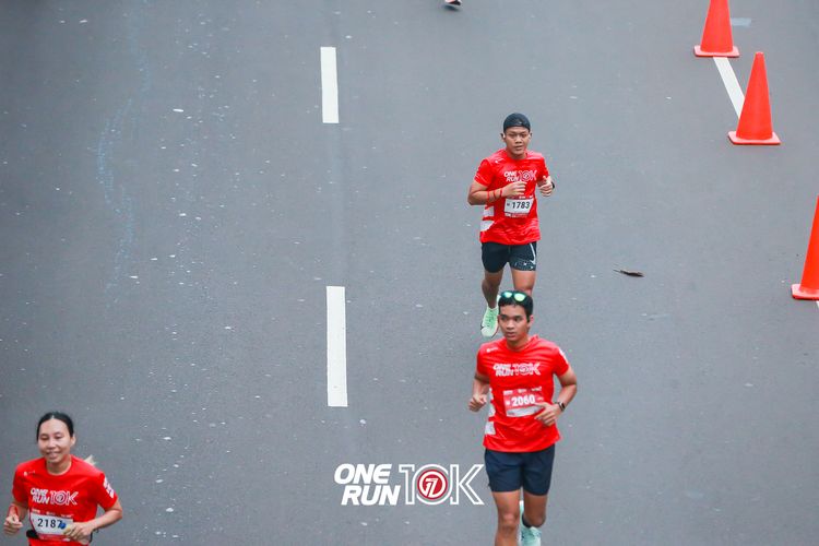 Race photo from ONE RUN 10K 2025