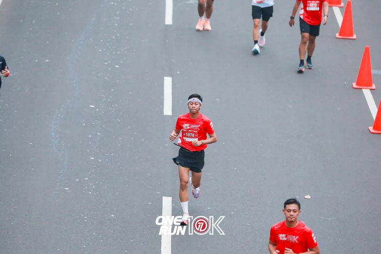 Race photo from ONE RUN 10K 2025