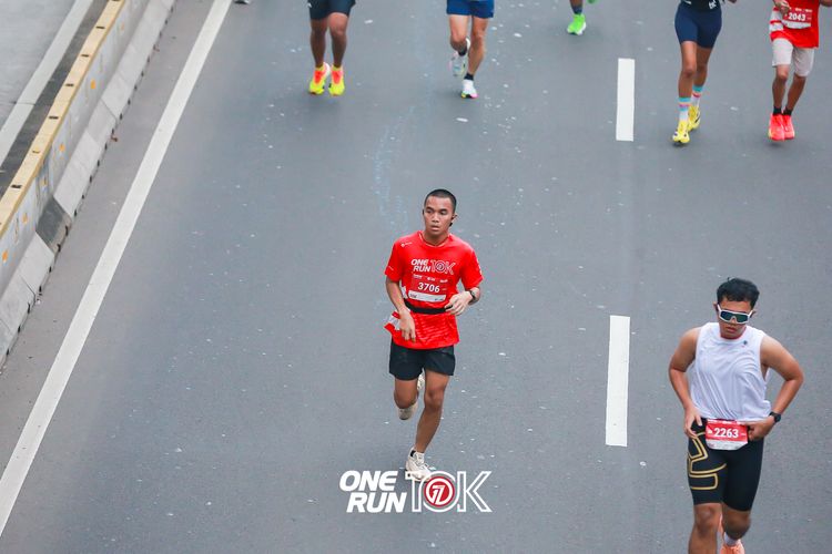 Race photo from ONE RUN 10K 2025