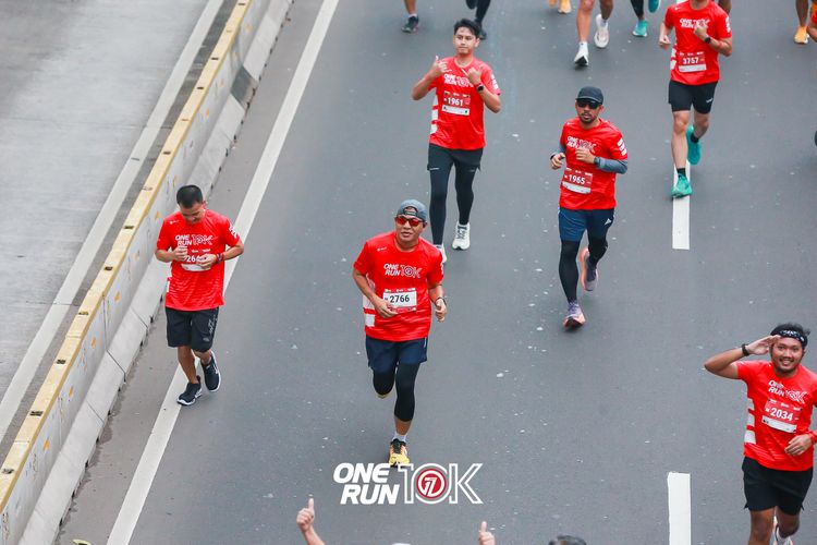 Race photo from ONE RUN 10K 2025