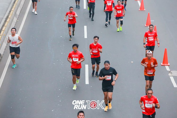 Race photo from ONE RUN 10K 2025