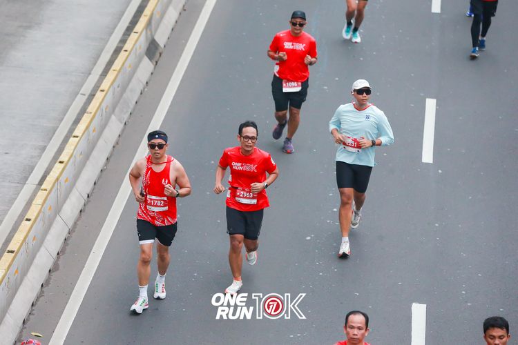 Race photo from ONE RUN 10K 2025