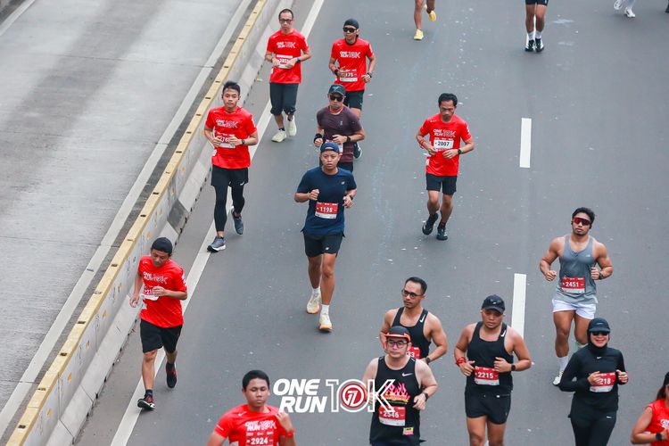 Race photo from ONE RUN 10K 2025