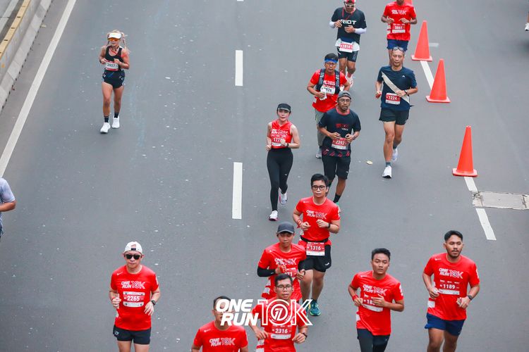 Race photo from ONE RUN 10K 2025