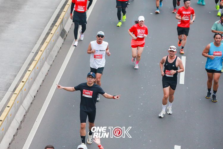 Race photo from ONE RUN 10K 2025