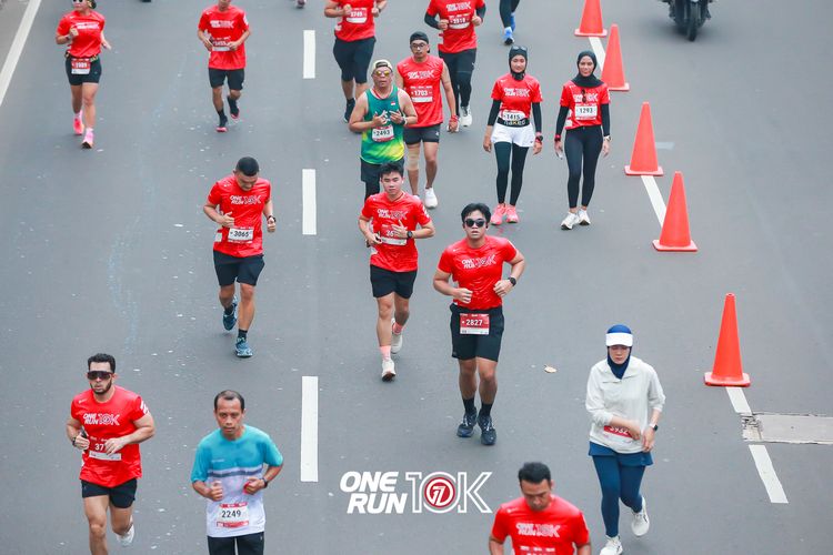 Race photo from ONE RUN 10K 2025
