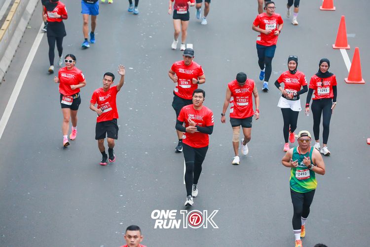 Race photo from ONE RUN 10K 2025